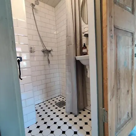 شقة Cozy 2-room Near Old Town / Telliskivi