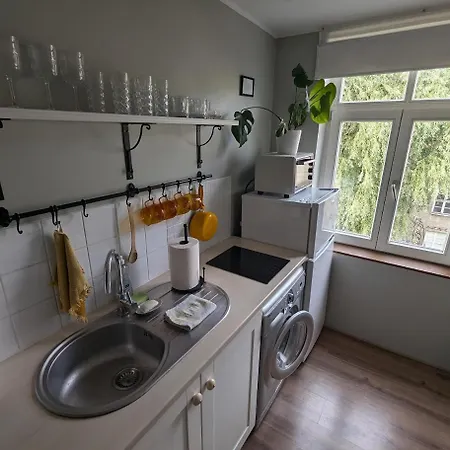 Cozy 2-room Near Old Town / Telliskivi * تالين